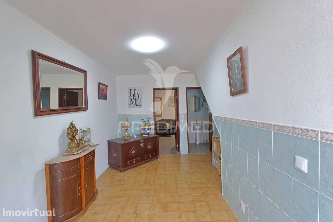 Moradia com Espaço Comercial no Coração de São Mateus – Vista Mar D... - Grande imagem: 4/24