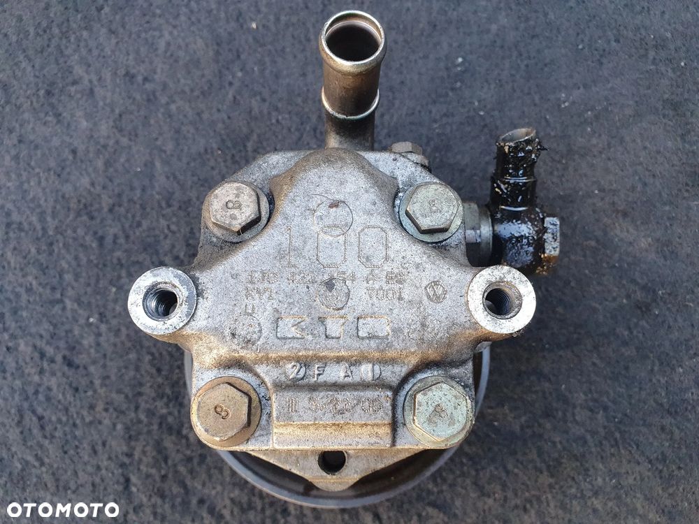 POMPA WSPOMAGANIA GOLF IV LEON TOLEDO II 1.9 SDI - 3