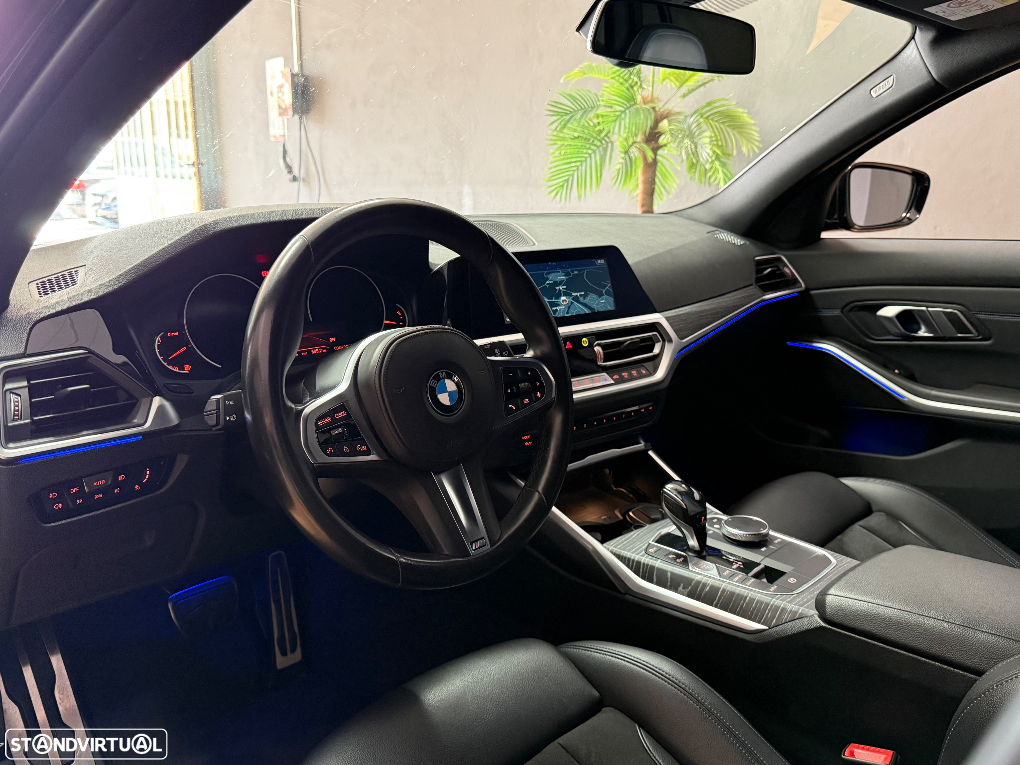 BMW 320 d Touring Pack Desportivo M Auto - 6