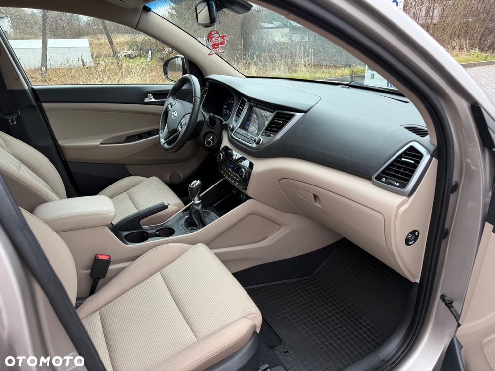 Hyundai Tucson blue 1.6 GDi 2WD Passion - 6