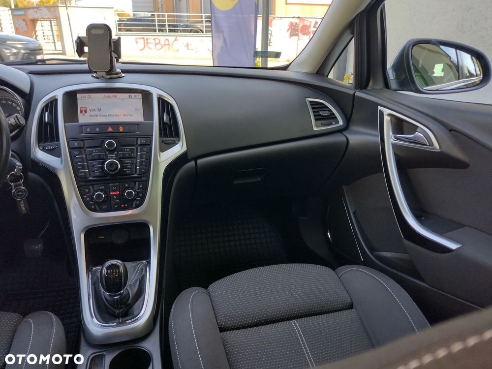 Opel Astra 1.4 T Cosmo - 18
