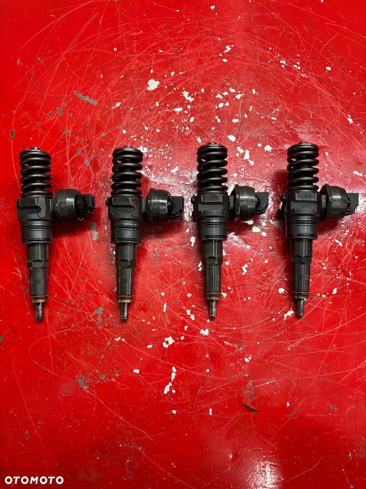 VW AUDI 1.9 TDI WTRYSK WTRYSKIWACZ 0414720215 - 1