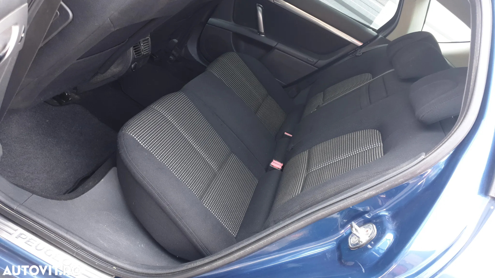 Peugeot 407 SW HDi 135 Automatik Sport - 39