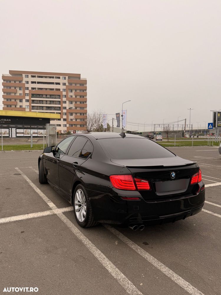 BMW Seria 5 520d - 5