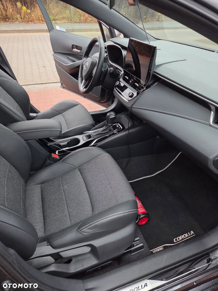 Toyota Corolla 2.0 Hybrid Style - 13