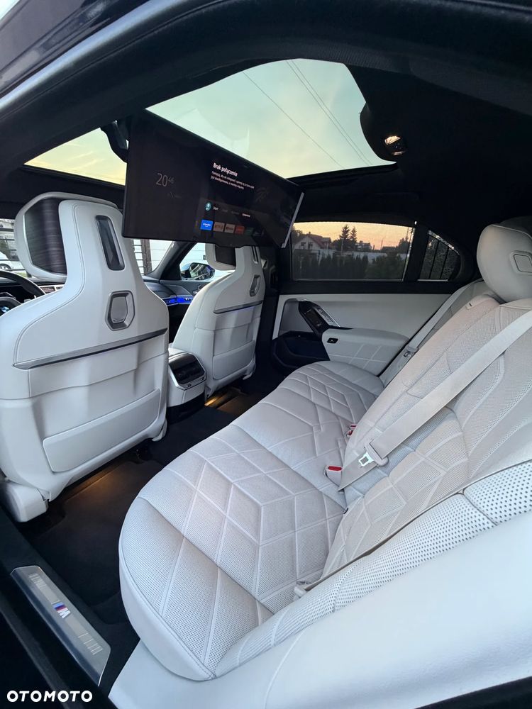 BMW Seria 7 - 4