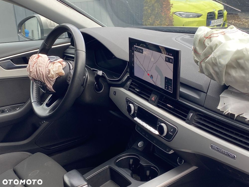 Audi A4 Limousine - 15