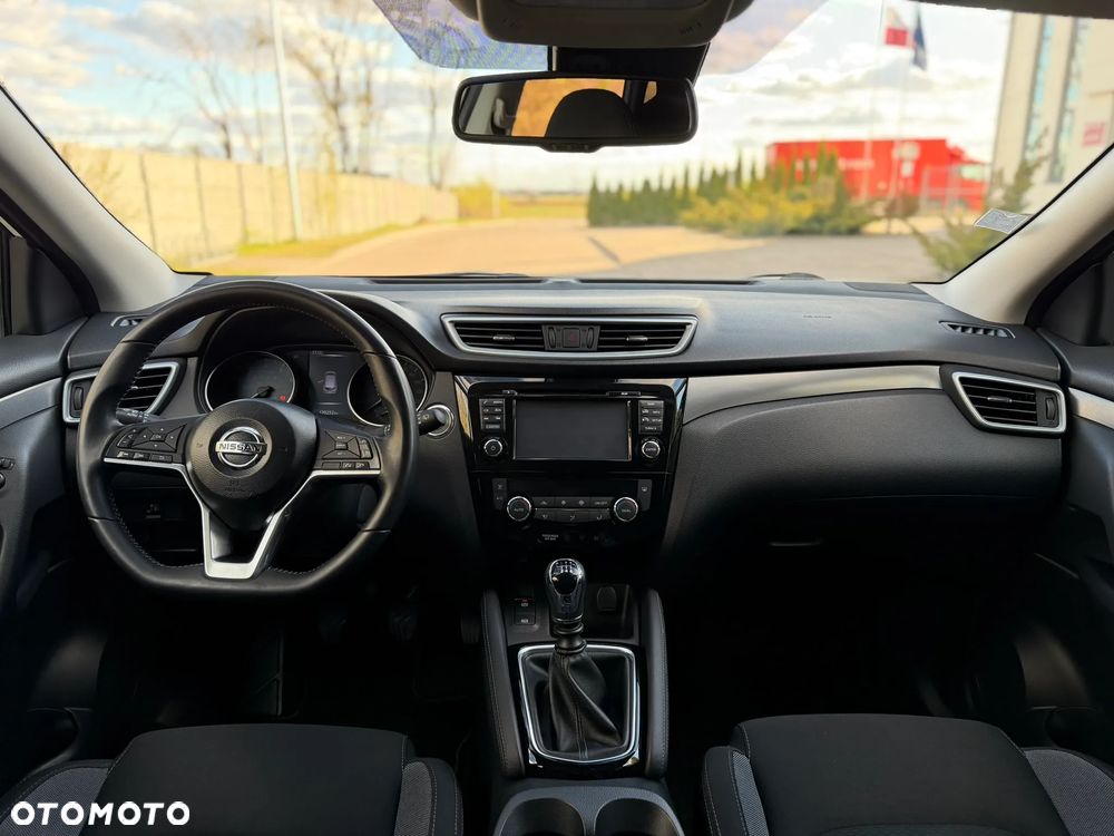Nissan Qashqai 1.3 DIG-T N-Connecta - 21