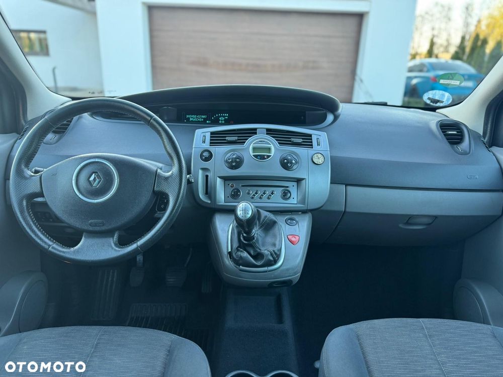 Renault Scenic 2.0 16V Expression - 3