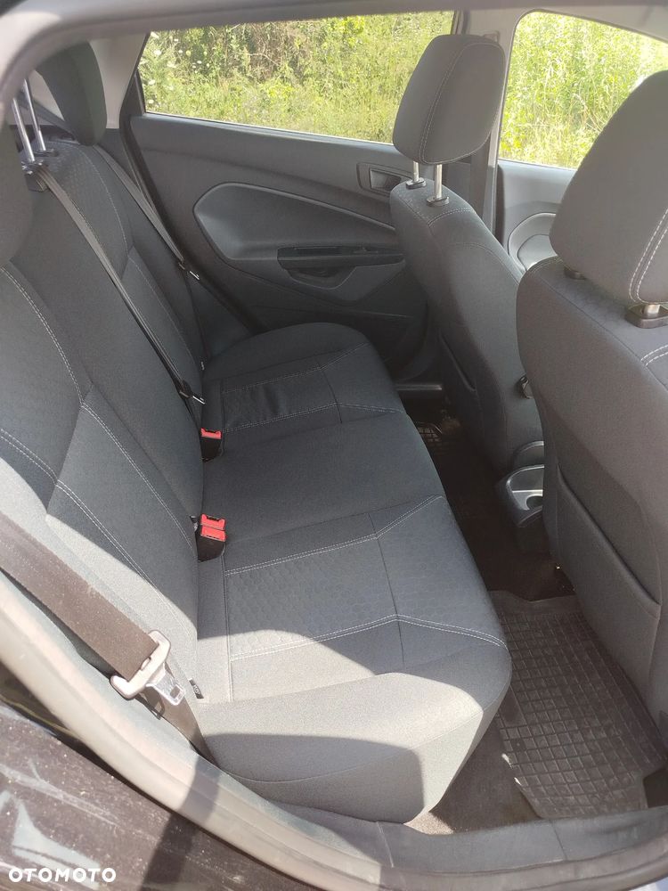 Ford Fiesta 1.6 Titanium - 11