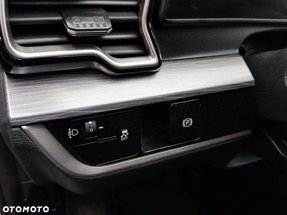 Kia Sportage 1.6 T-GDI MHEV Business Line 4WD DCT - 8