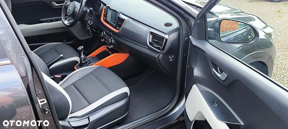 Kia Stonic - 9