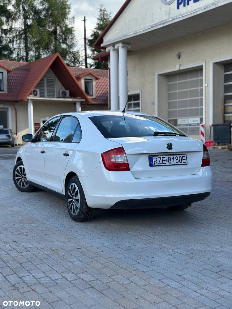 Skoda RAPID 1.2 Elegance Max - 6