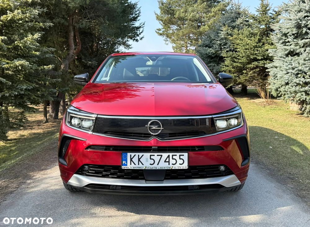 Opel Grandland X 1.2 T GPF Design&Tech S&S - 3
