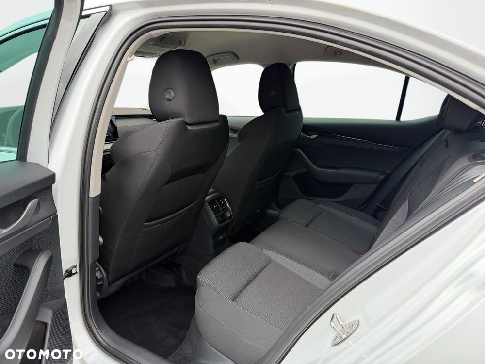 Skoda Octavia 1.5 TSI Selection - 33