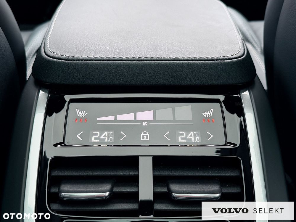 Volvo XC 90 - 20