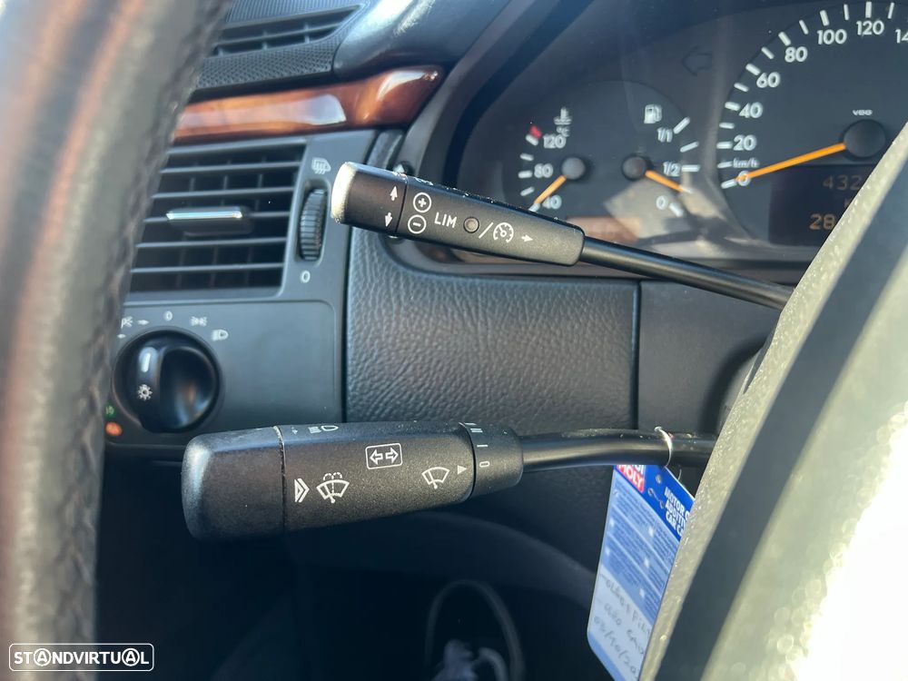 Mercedes-Benz E 220 - 10