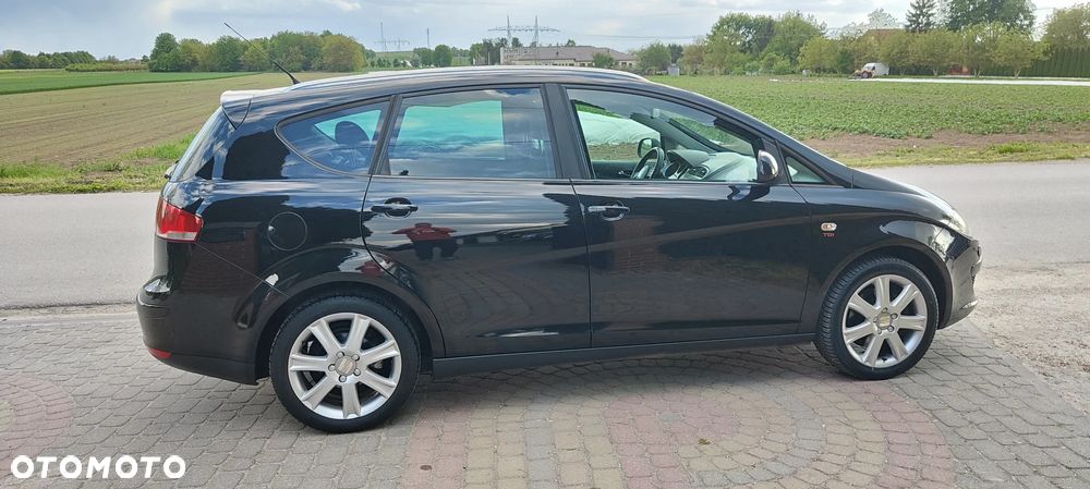 Seat Altea XL 2.0 TDI DPF Style - 16