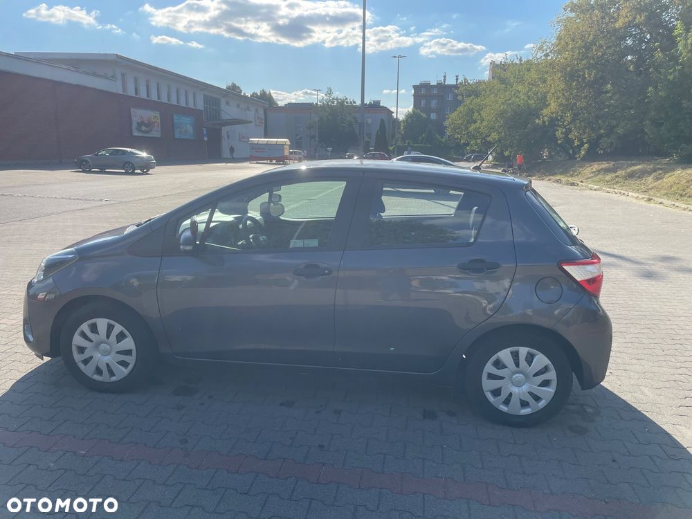 Toyota Yaris 1.5 Dynamic - 6