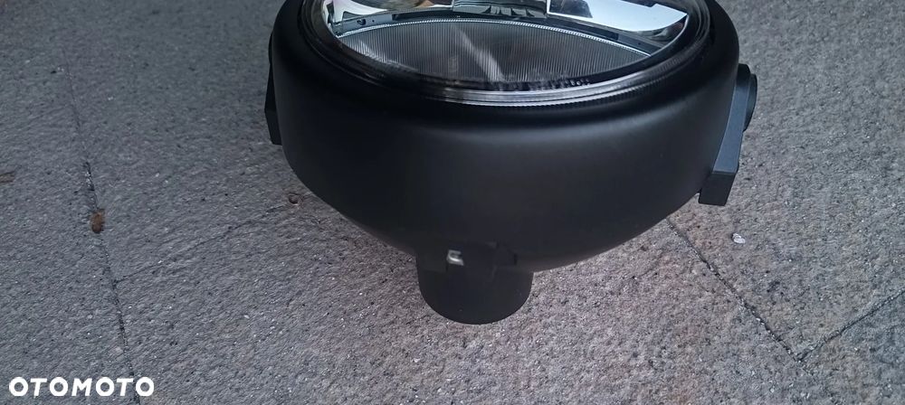 YAMAHA XSR 125 LAMPA PRZÓD REFLEKTOR LED - 5