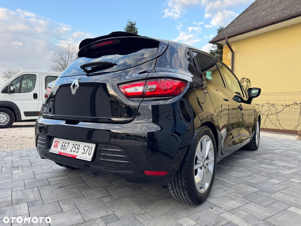 Renault Clio 1.2 16V 75 Limited - 18