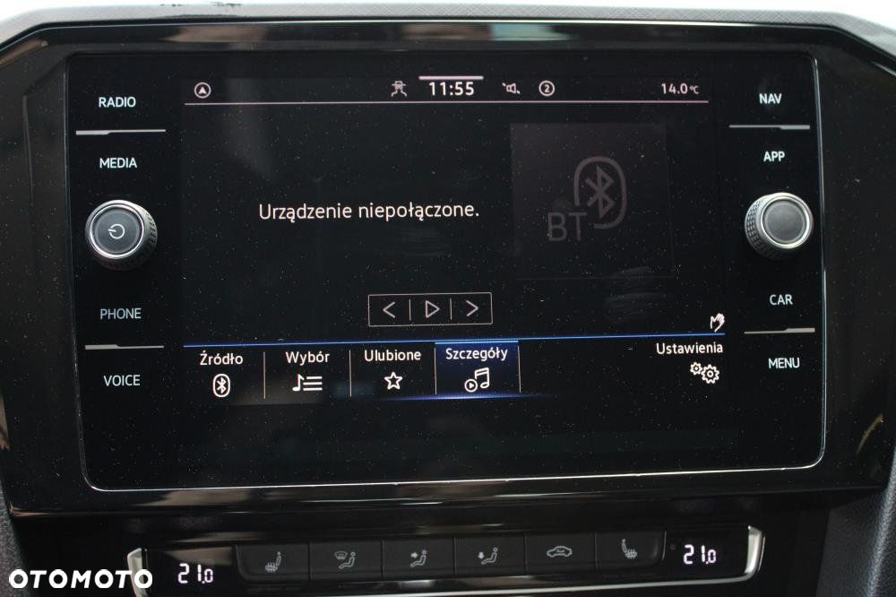 Volkswagen Passat - 27