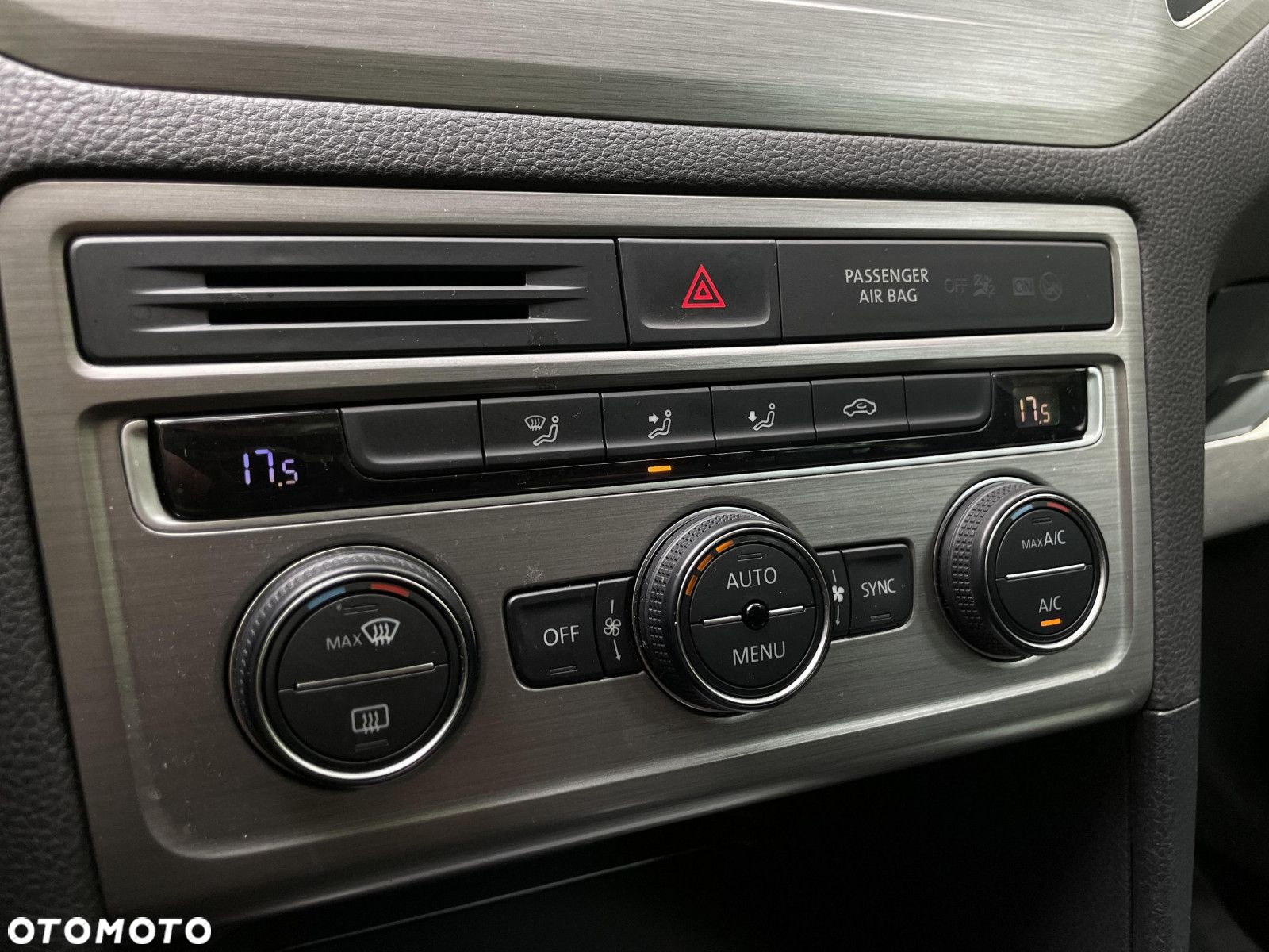 Volkswagen Golf VII 1.4 TSI BMT Comfortline DSG - 30