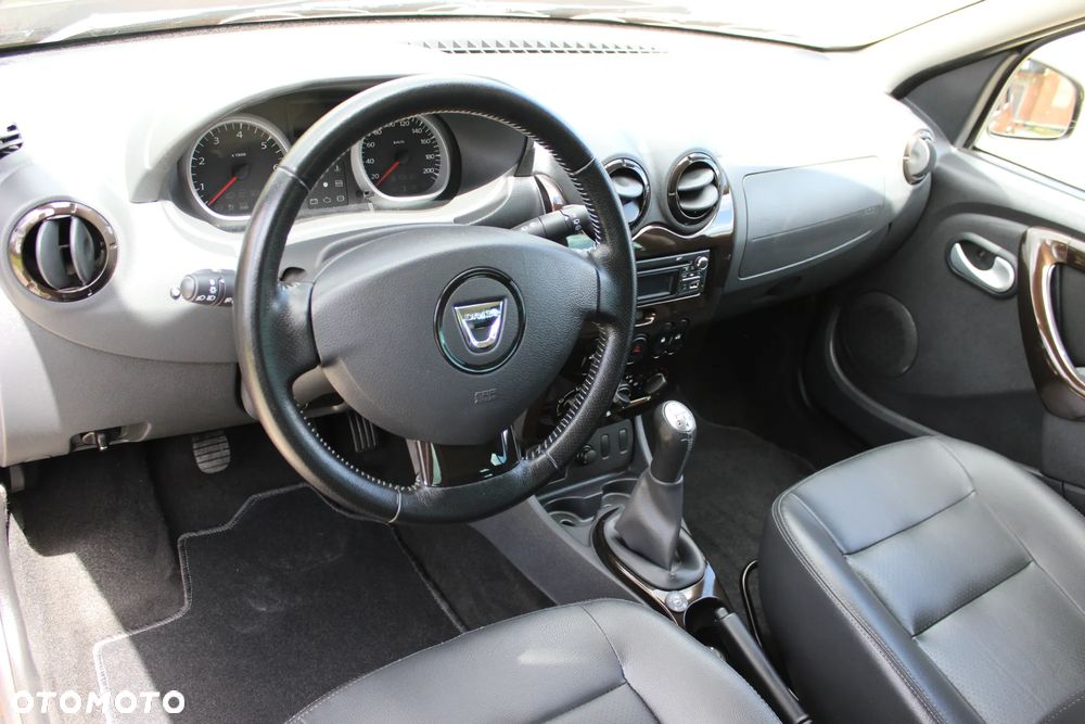 Dacia Duster 1.6 16V 105 4x2 Laureate - 29