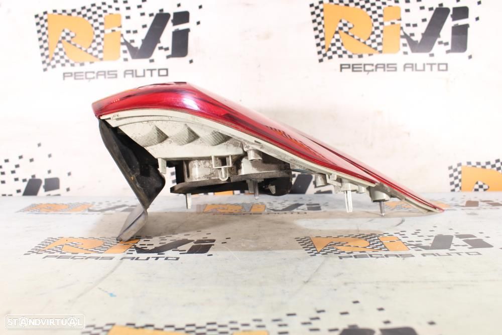 Farolim Esquerdo Peugeot 308 Sw Ii  9678093980 / Carrinha Chassi Condu - 6