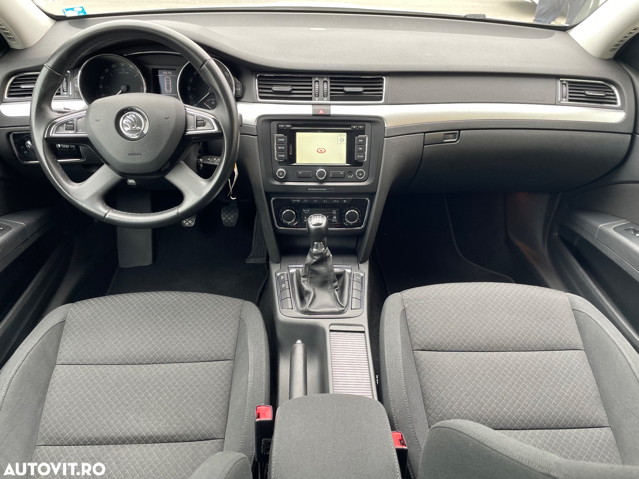 Skoda Superb 1.6 TDI Ambition - 12