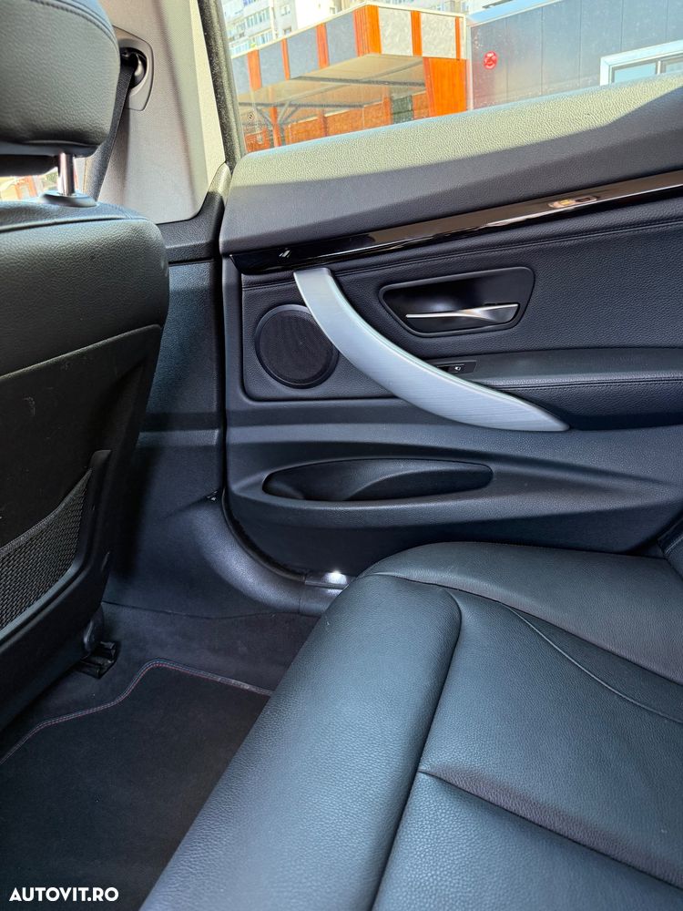 BMW Seria 3 320d Luxury Line - 26