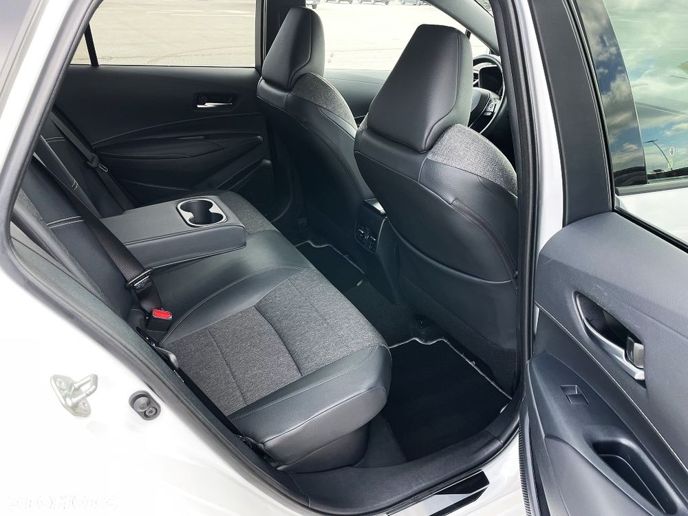 Toyota Corolla 1.8 Team Deutschland - 15