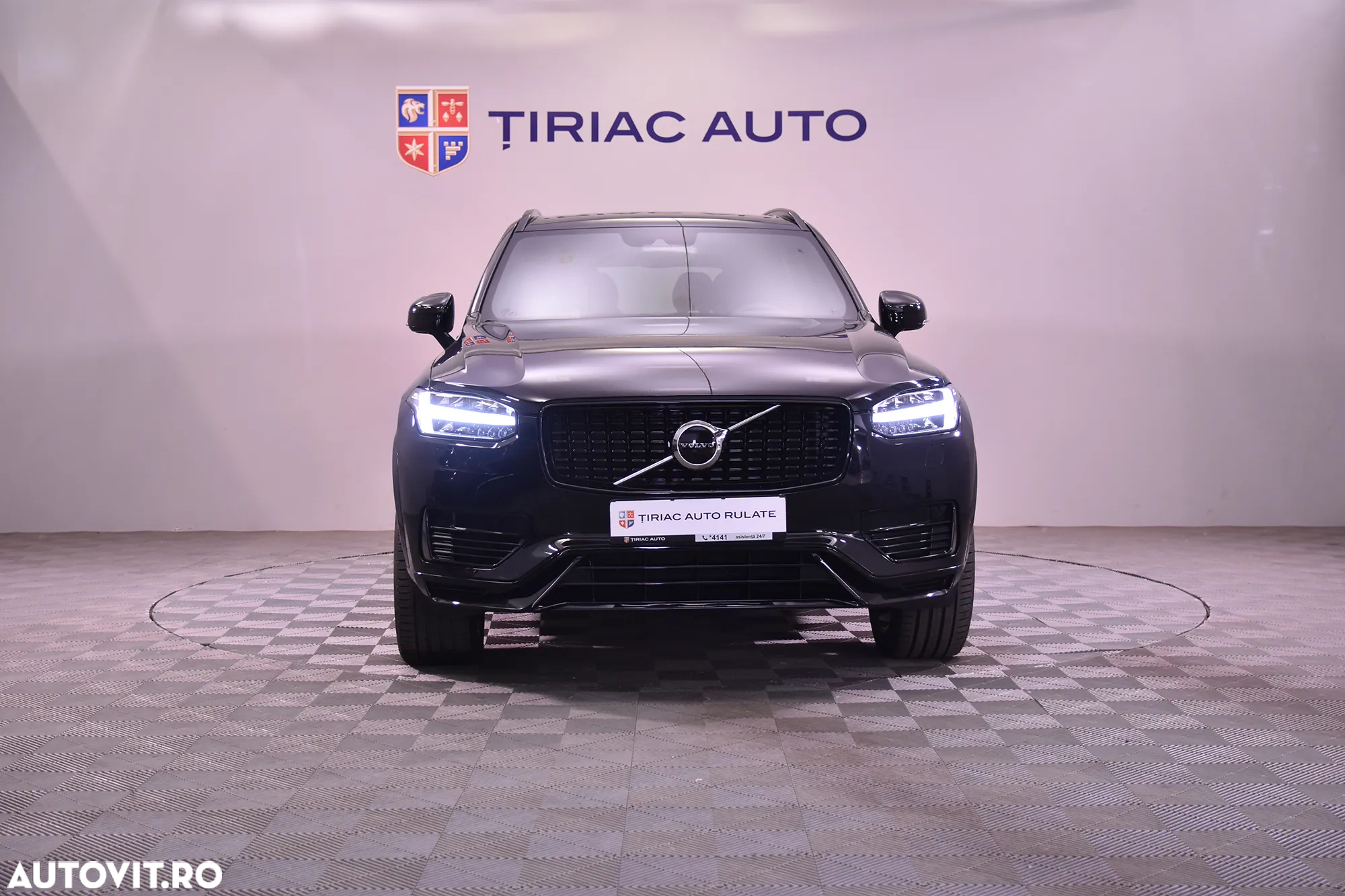 Volvo XC 90 - 8