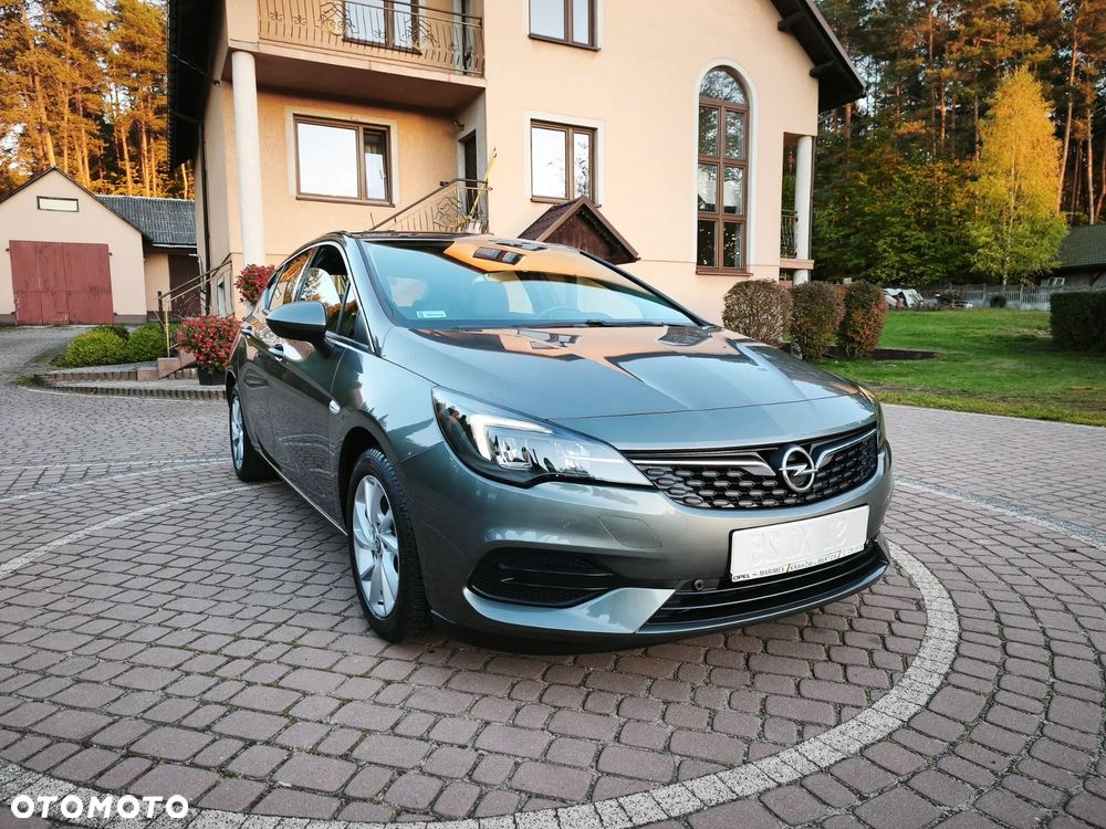 Opel Astra 2020 photo 2