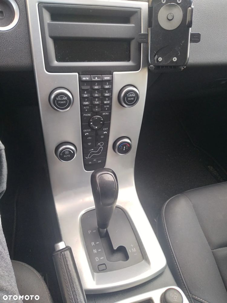 Volvo V50 DPF D3 Geartronic Momentum - 9