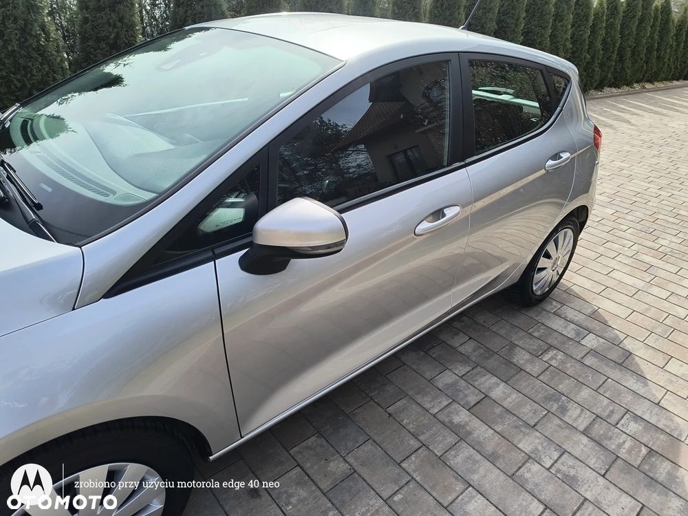 Ford Fiesta 1.1 S&S TREND - 9