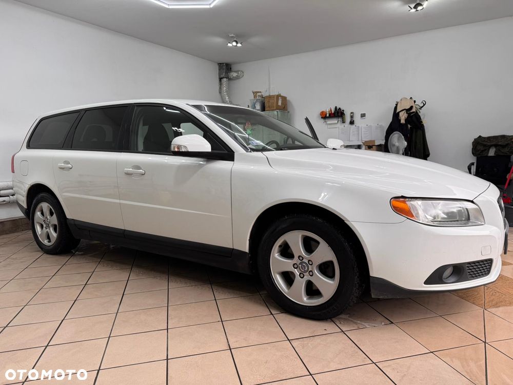 Volvo V70 - 2