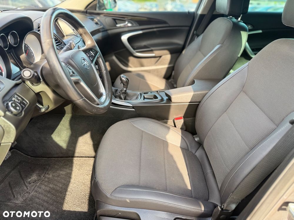 Opel Insignia 1.8 Cosmo - 23