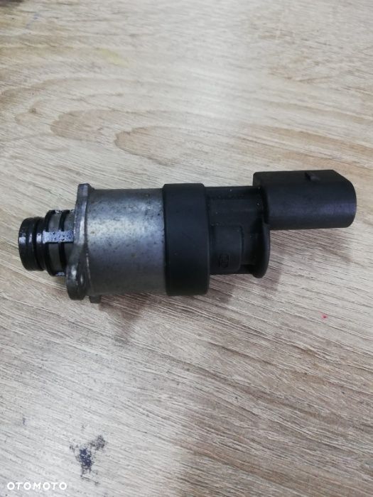 Regulator ciśnienia paliwa, zawór czujnik BMW E60 E90 F10 F01 x3 - 1