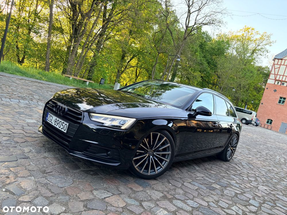 Audi A4 Avant - 1
