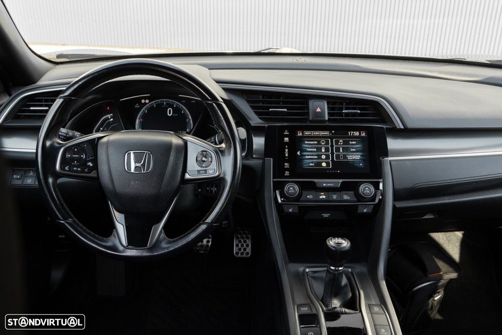 Honda Civic 1.0 i-VTEC Elegance Navi - 11