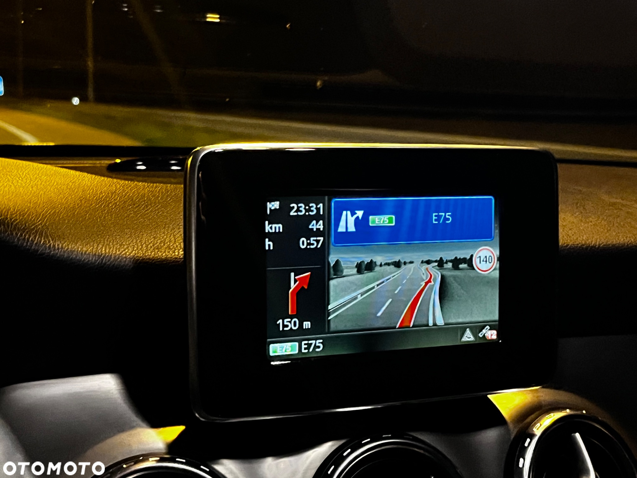 Mercedes-Benz GLA 200 (CDI) d 7G-DCT AMG Line - 35