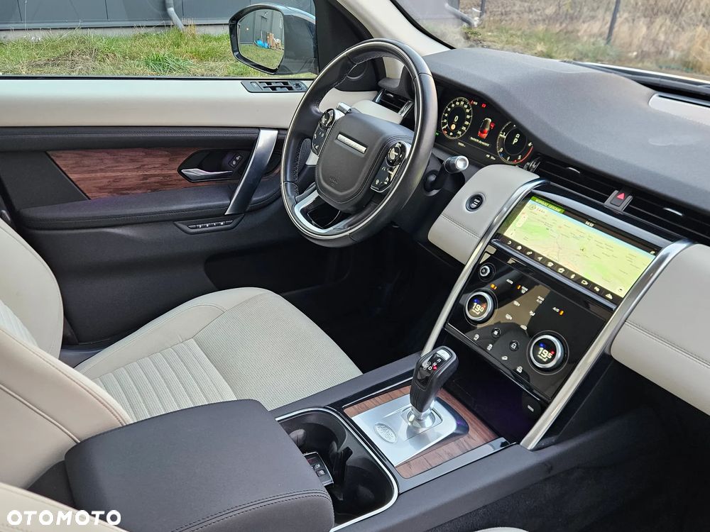 Land Rover Discovery Sport 2.0 D180 HSE - 8
