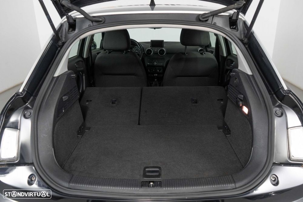 Audi A1 Sportback 1.6 TDI Advance Business Line - 19