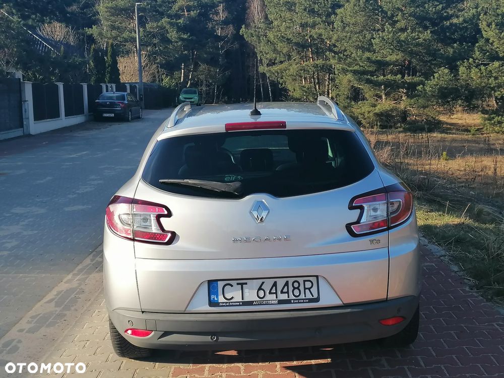 Renault Megane TCe 130 Dynamique - 4