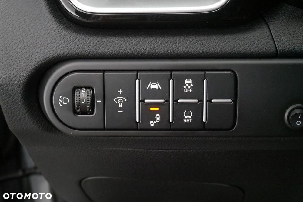 Kia Ceed 1.5 T-GDI Business Line - 25