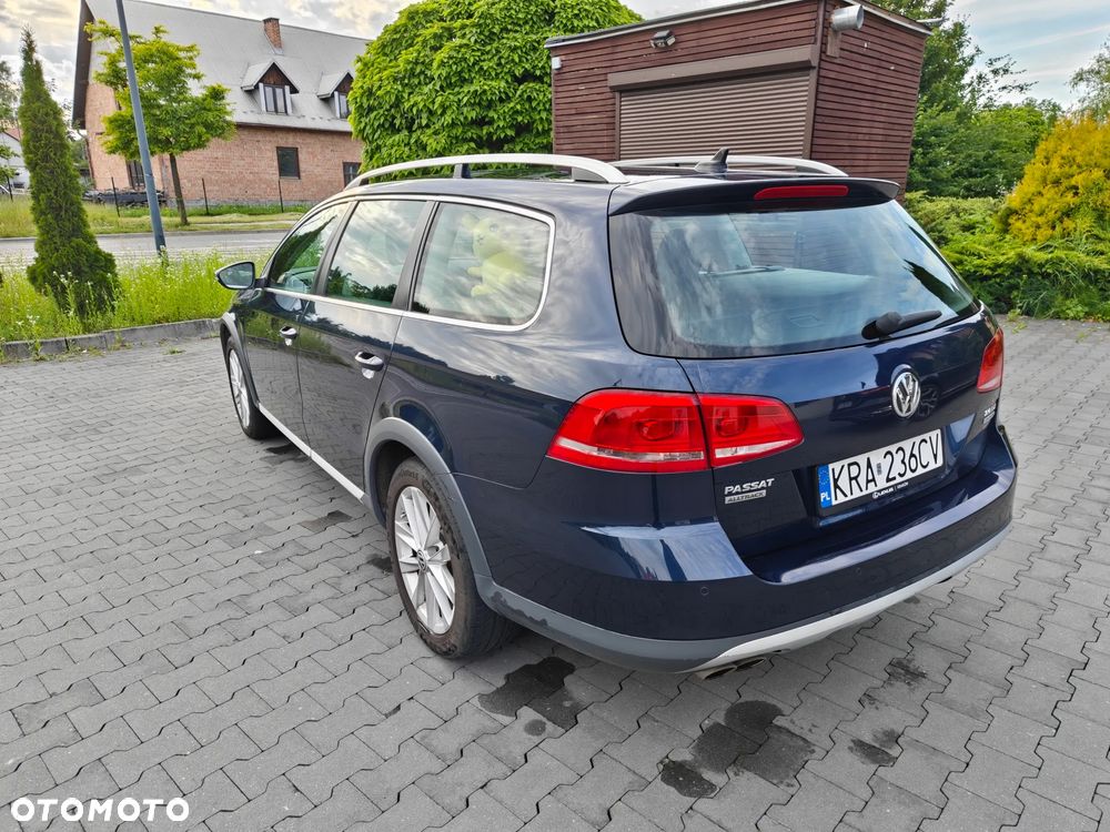 Volkswagen Passat Alltrack - 9