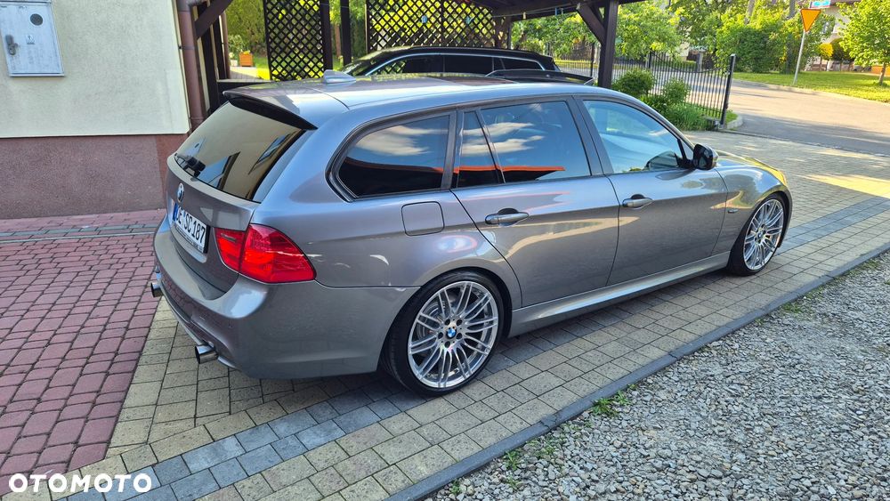 BMW Seria 3 335i - 16
