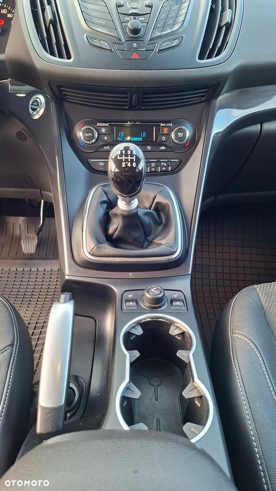 Ford Kuga - 6