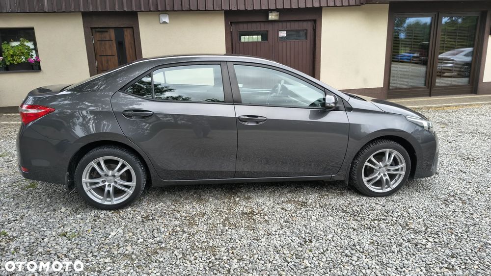 Toyota Corolla 1.6 Active - 9
